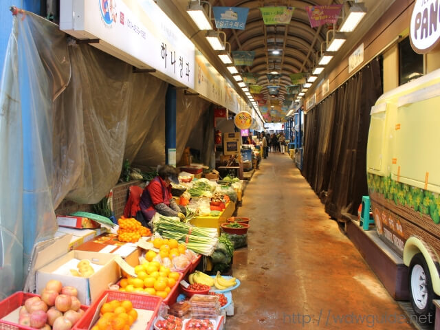 韓国済州島の東門在来市場