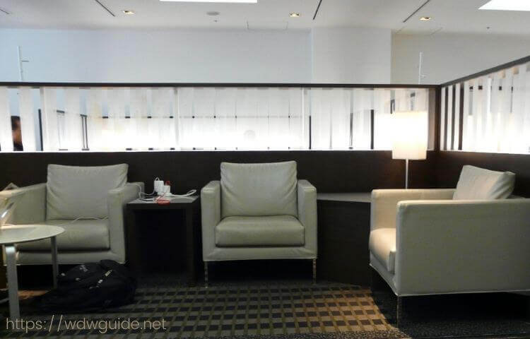 Ana Lounge 成田空港 第1ターミナル第4サテライト 旅行情報 極上バケーションガイド