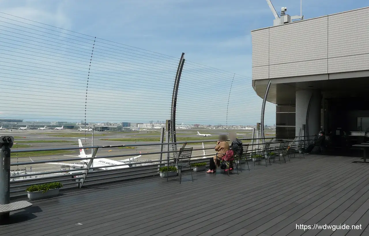 羽田空港第一ターミナル展望デッキ（南側）の様子