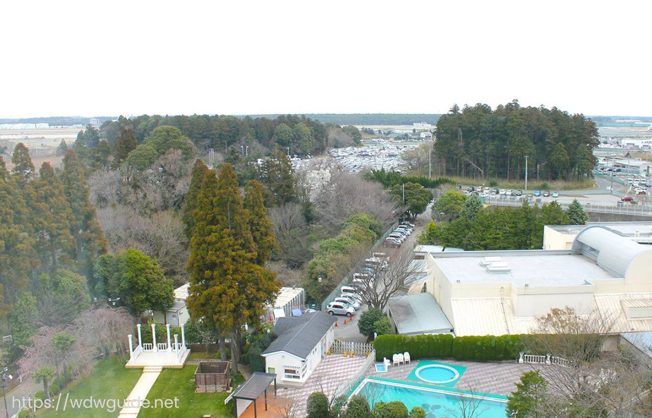 ホテル日航成田の窓からの風景