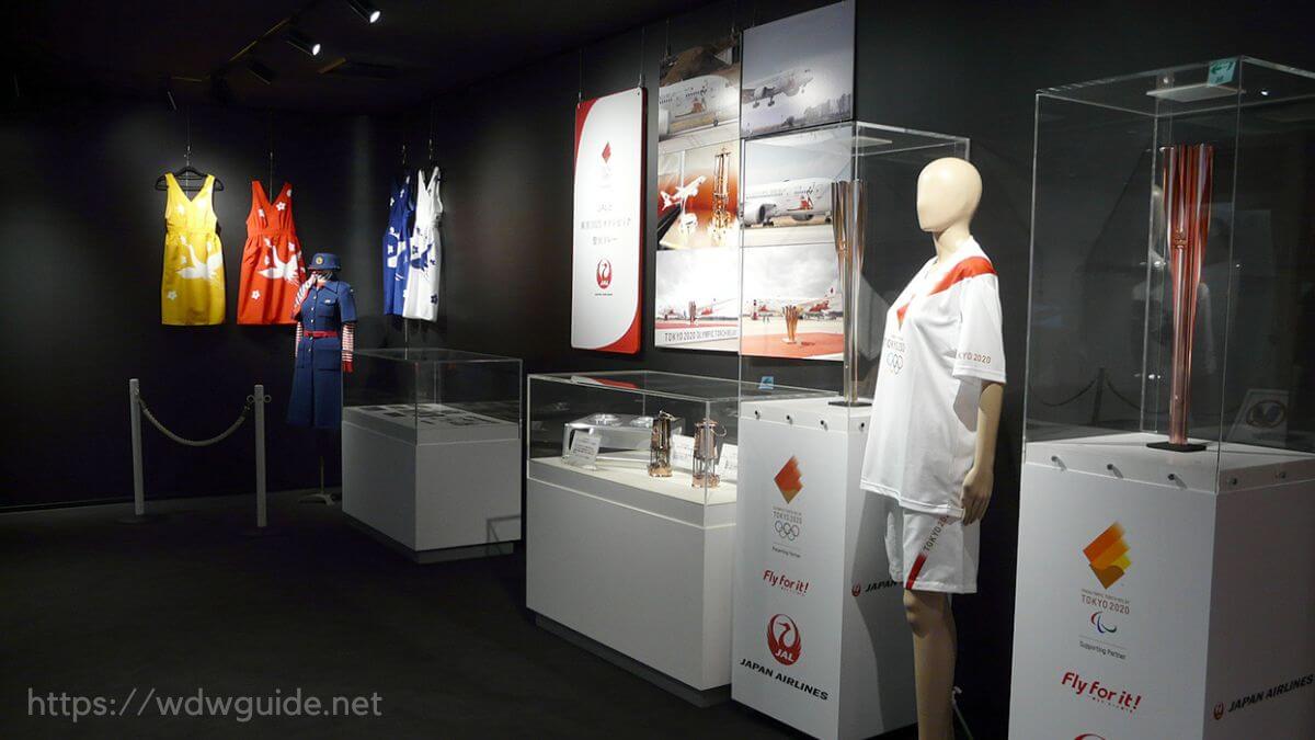 JAL工場見学SKY MUSEUMの東京オリンピック関連グッズ展示