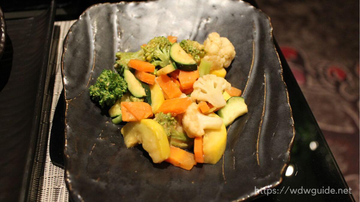 タマリンドのサイドメニューの蒸し野菜
