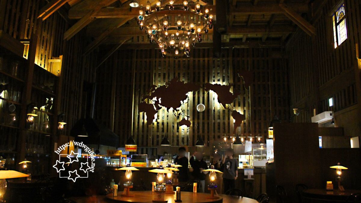 北一ホールの店内